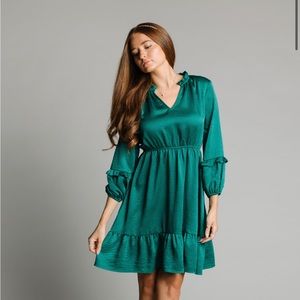 Brand new dress from Called To Surf! Tags on and never been worn. Size small.